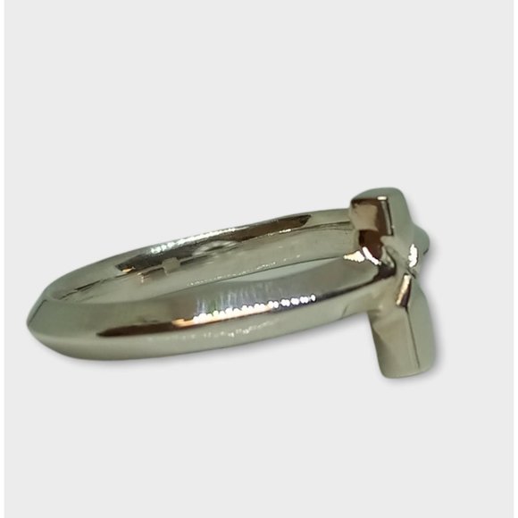 Sterling Silver Sideways Knife-Edge Cross Ring - Picture 2 of 5